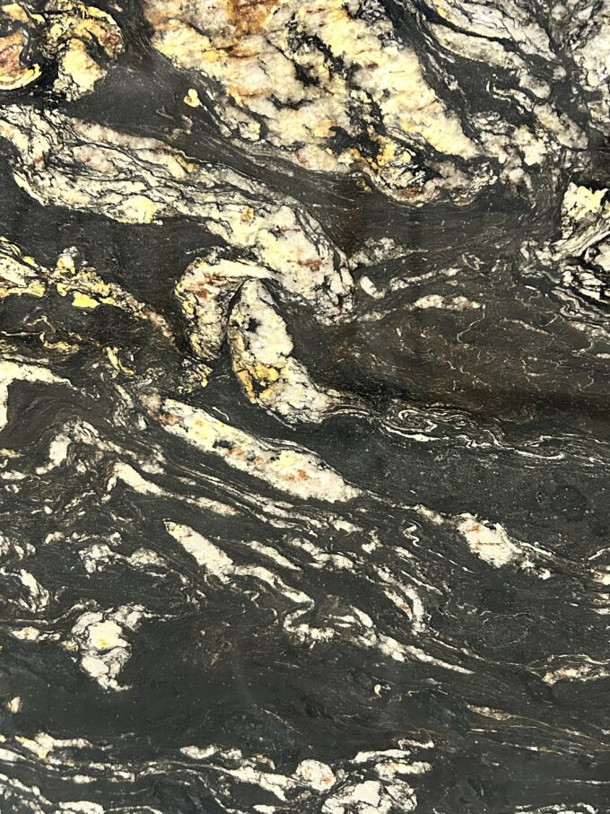 Cosmic Black - GX185 - Polished - 2cm